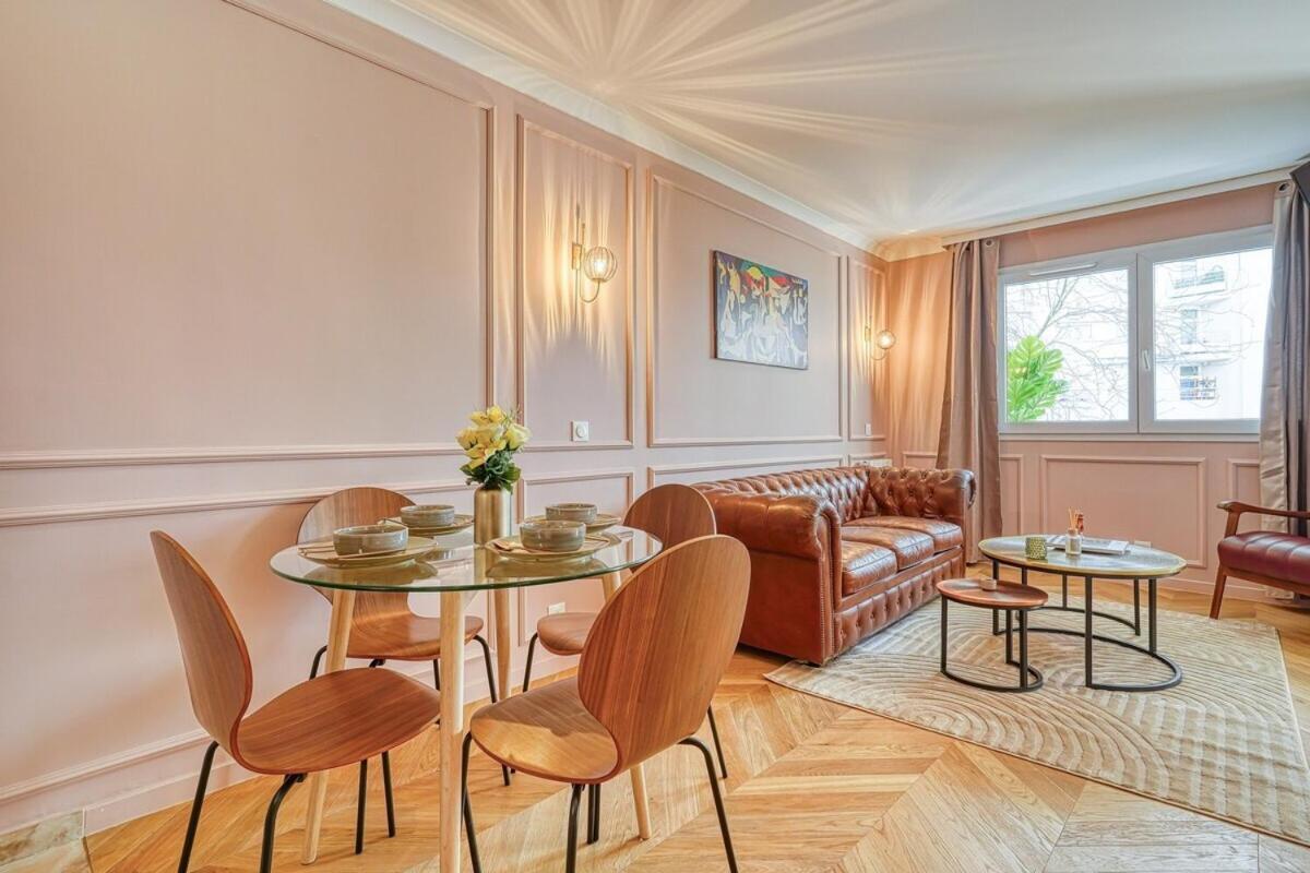 Melody Suite In Paris Courbevoie Exterior photo